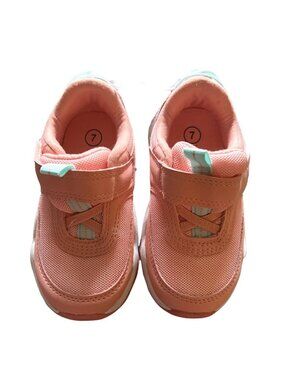NWT Cat & Jack Bowie Shoes